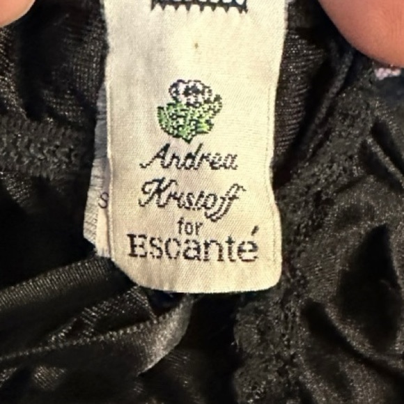 Vintage Andrea Kristoff for Escante Black Negligee Top - Picture 5 of 6